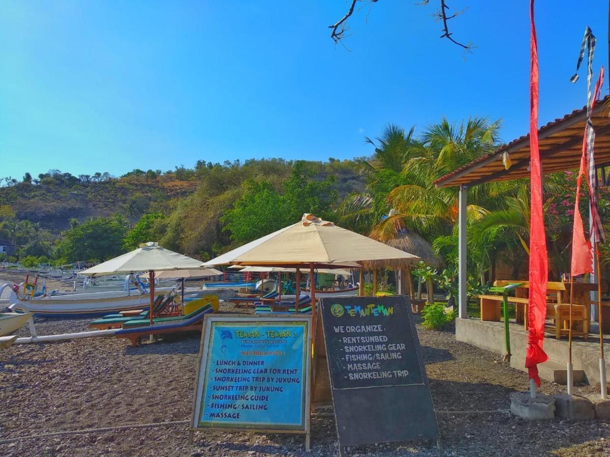 Coconut Beach Bungalows & Warung 아메드 외부 사진